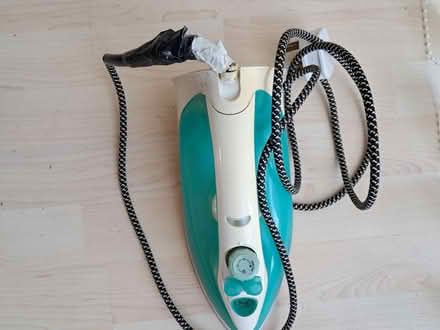 Photo of free Steam Iron, Phillips (Causeway End MK43) #2