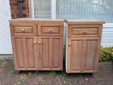 Photo of free Kitchen units (Devon Park, Bedford MK40 3) #1