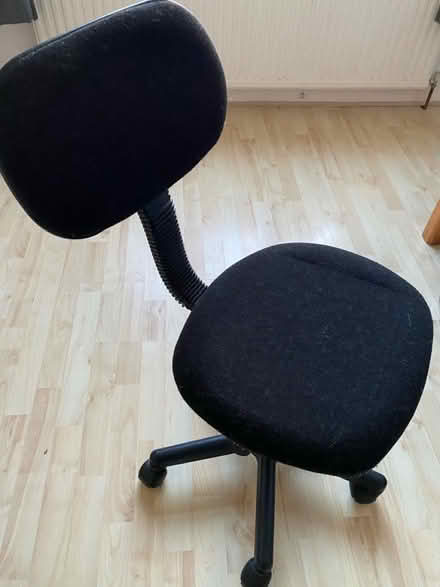 Photo of free Kids desk chair (Totteridge HW HP13) #2