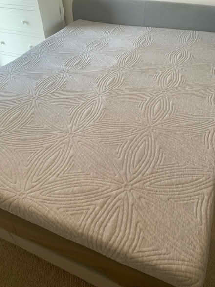 Photo of free King Size Mattress Topper (Kennington SE11) #2