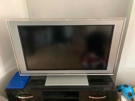 Photo of free Tv (UB4 hayes) #1
