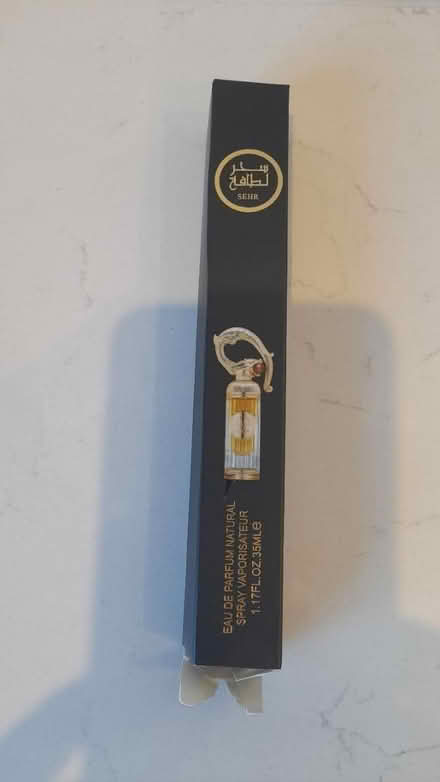 Photo of free Perfume (Longton PR4) #2