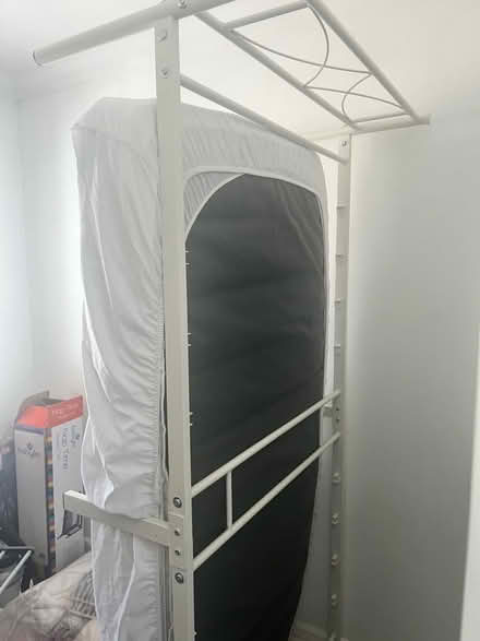 Photo of free Single white bed & mattress (Chelmsford CM2) #4