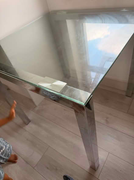 Photo of free Small dining table (Thornton Heath CR7) #1