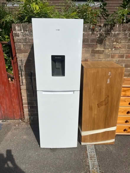 Photo of free Fridge freezer - good condition (Basingstoke) #4