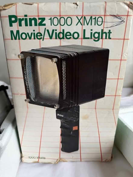 Photo of free Video handheld light (Shirley, Croydon CR0) #1