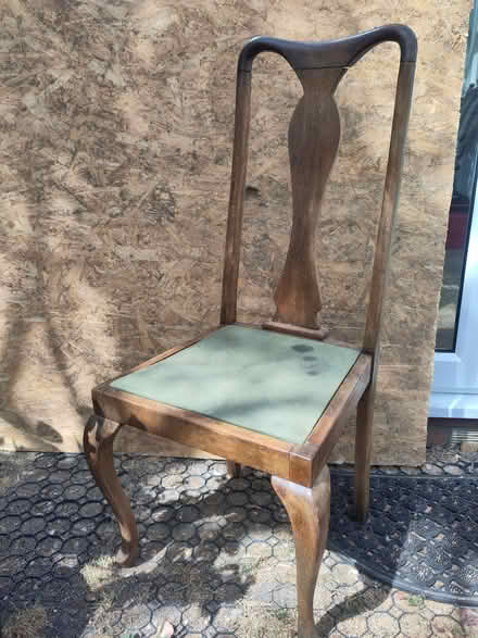 Photo of free Two matching dining chairs (Henley-on-Thames RG9) #1