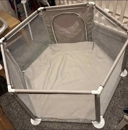 Photo of free Baby Playpen (Yiewsley UB7) #1