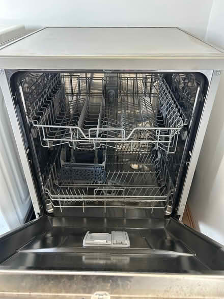 Photo of free Dishwasher – Pickup Only (Morley LS27) #2