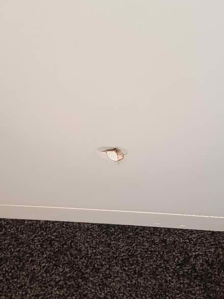 Photo of free White ikea unit (Gorebridge EH23) #3