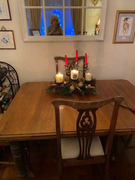 Photo of free Dining table (Tw1 2 AN) #2
