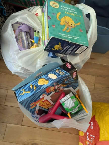 Photo of free Children's Bits & Bobs (Forest Hill SE23) #1
