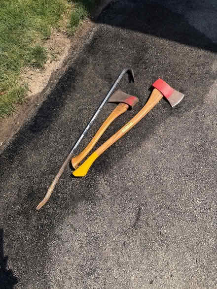 Photo of free Axes (Old town NOTL) #1
