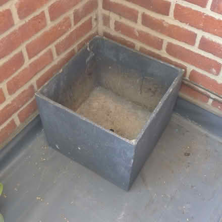 Photo of free Planter (Iffley Road OX4) #1