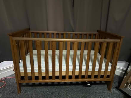 Photo of free Baby crib 0-5 years, brown (Thornton heath CR7) #2