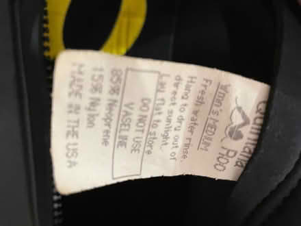 Photo of free Women’s Wetsuit (M) (Willowbrook (63rd & 83)) #2