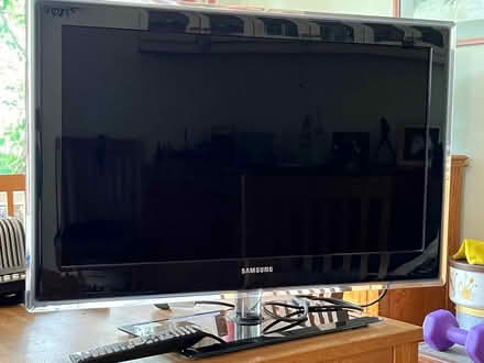 Photo of free Samsung Television (Loughton IG10) #1