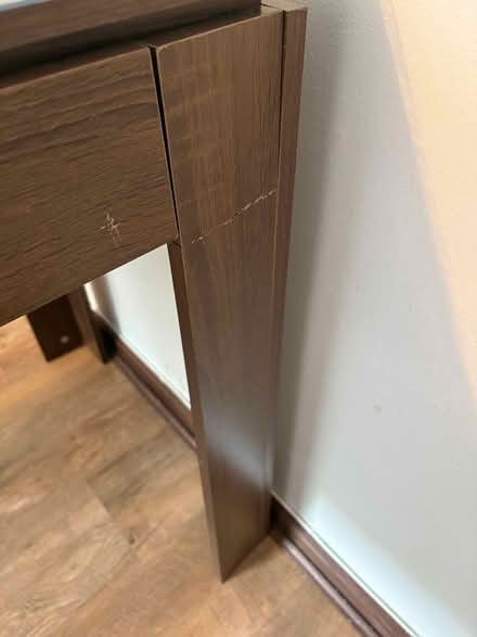 Photo of free Dining table (needs repair) (Hungerford Rd N7) #4