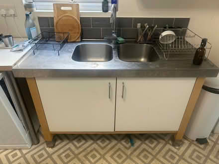 Photo of free Freestanding & wall kitchen units (Hither Green SE13) #4