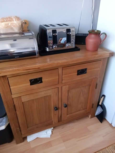 Photo of free Wood (oak) sideboard/cupboard (Heacham PE31) #4
