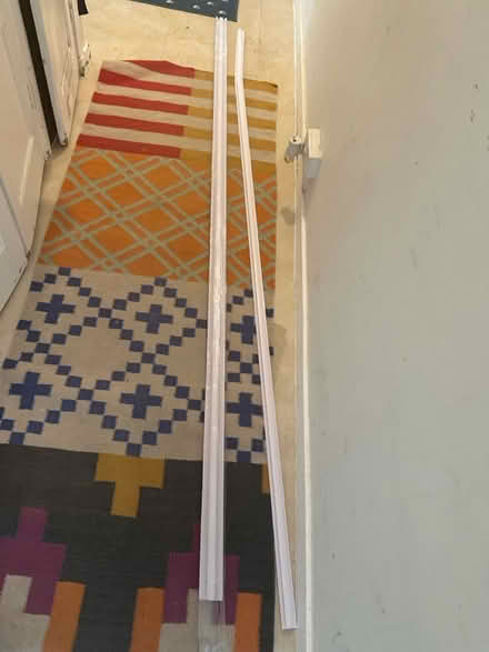 Photo of free Joining bar (Ninelms SW8) #1