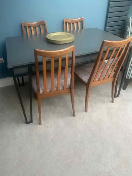 Photo of free Table with or without Chairs (Walton on Thames KT12) #1