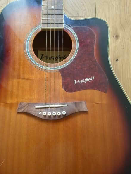 Photo of free Classical guitar (Ham TW10) #3