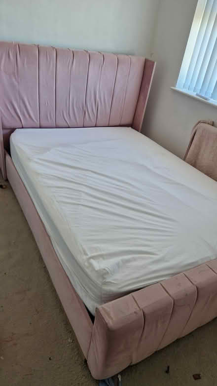 Photo of free Double Bed frame Only (luton) #2