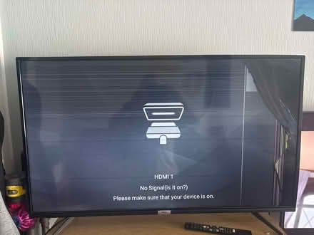 Photo of free Tv (Steeton BD20) #2