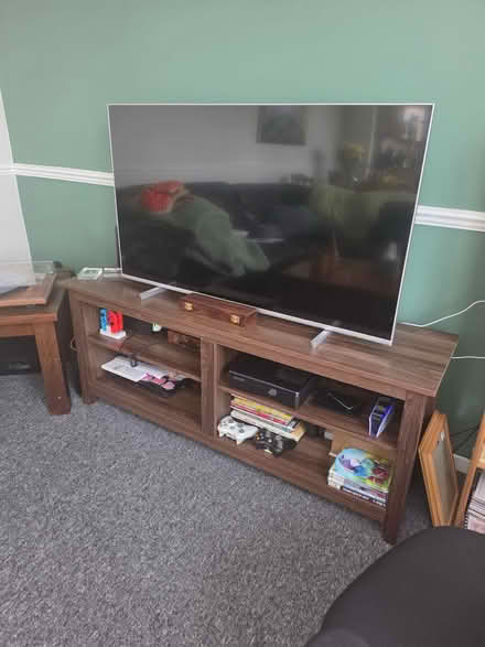 Photo of free Tv stand (Woodley) #4