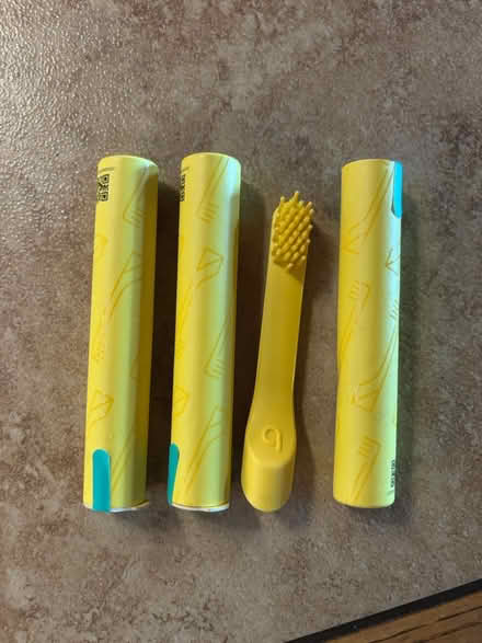 Photo of free 3 quip toothbrush heads (Central and the river) #1