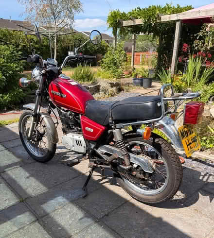 Photo of free Motorcycle Suzuki GN125 1994. (Whittington SY11) #1