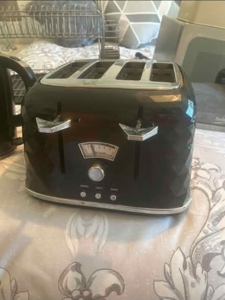 Photo of free Kitchen stuff (Oxley WV10) #3