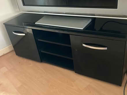 Photo of free Black tv unit (UB4 hayes) #1