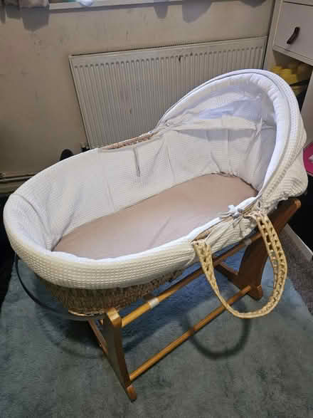 Photo of free Moses Basket (E1 Tower Hamlets) #1