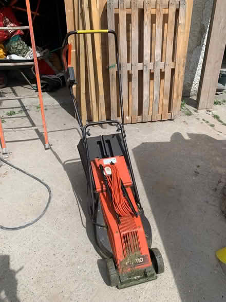 Photo of free Lawn mower (Staveley LA8) #1