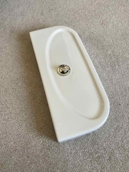 Photo of free Cistern cover Sandringham S9750 (Keyworth NG12) #2
