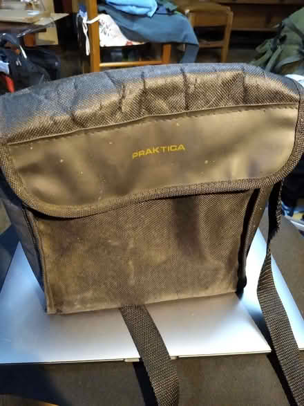 Photo of free Praktica Pentacon 10x50 binoculars (Kings Sutton OX17) #4