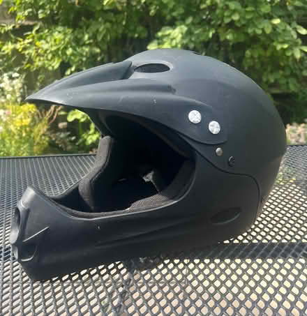 Photo of free Child's Full Face Protective Cycle / Skateboard Helmet (Corner Hall HP2) #1