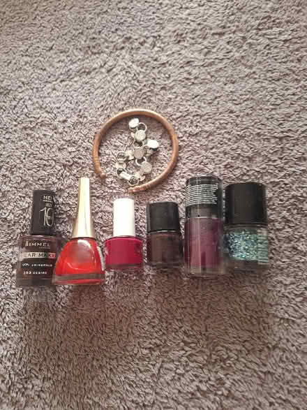 Photo of free Nail.varnishes and bracelets (Braintree CM7) #1