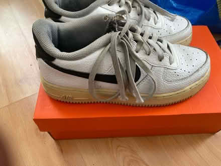 Photo of free Nike trainers (Harlesden NW10) #2