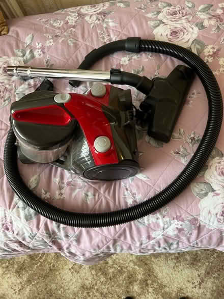 Photo of free Vacuum / Hoover (Worton TW3) #2