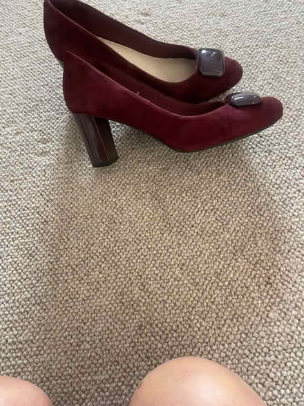 Photo of free Maroon shoes size 6 (Wheatley OX33) #3