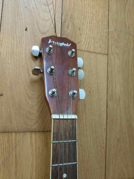 Photo of free Classical guitar (Ham TW10) #2