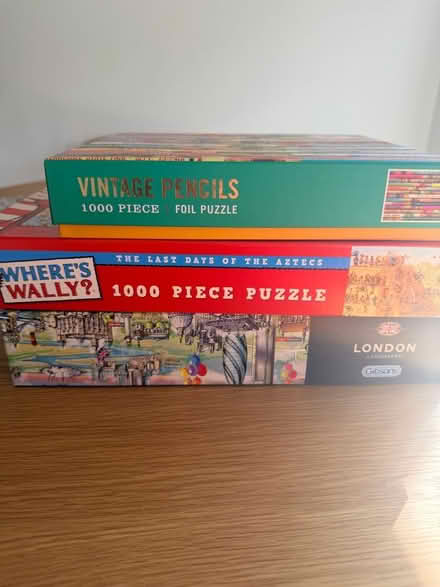 Photo of free Jigsaw puzzle - bundle (Holland Park W11) #1