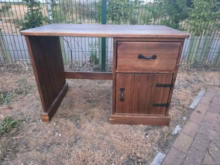 Photo of free solid wood desk (Wootton MK43) #2