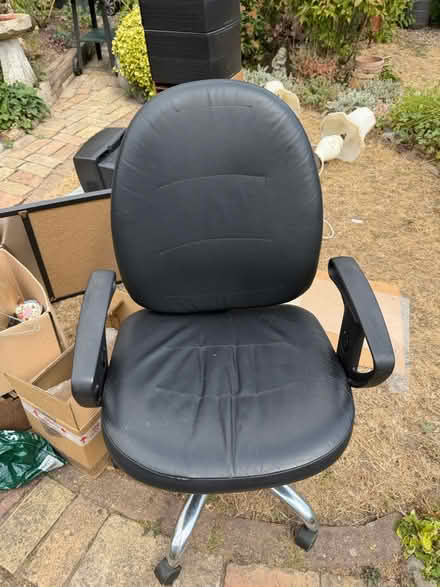 Photo of free Office equipment (NR28) #3