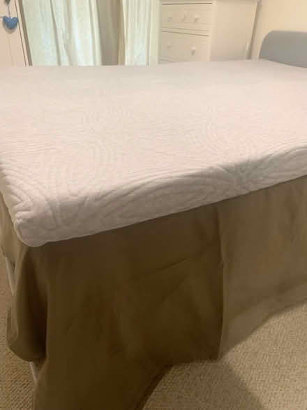 Photo of free King Size Mattress Topper (Kennington SE11) #4