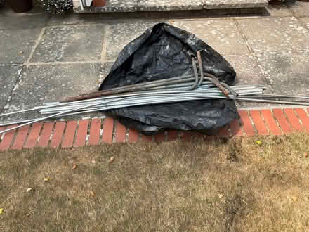Photo of free Rods/stakes (Sidley TN40) #1