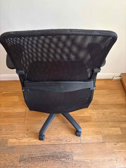 Photo of free Office chair (back mesh + upholstered fabric) (Waverley GU10) #2